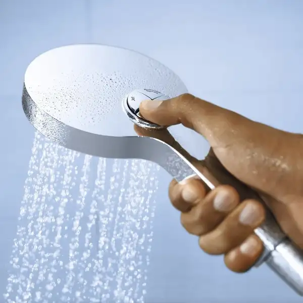 GROHE Душовий набір 4 режими струменю Power&Soul Cosmopolitan 130 (27741000) фото 3 Aquada.com.ua GROHE Душовий набір 4 режими струменю Power&Soul Cosmopolitan 130 (27741000) фото 3 Aquada.com.ua