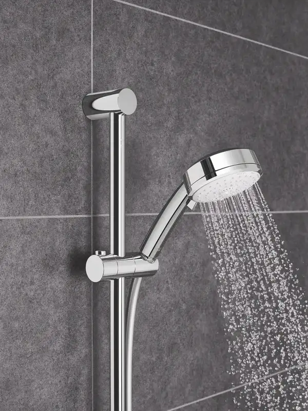 Душовий гарнітур зі штангою, 3 режими струменю Grohe New Tempesta Cosmopolitan (27929002) Душовий гарнітур зі штангою, 3 режими струменю Grohe New Tempesta Cosmopolitan (27929002)