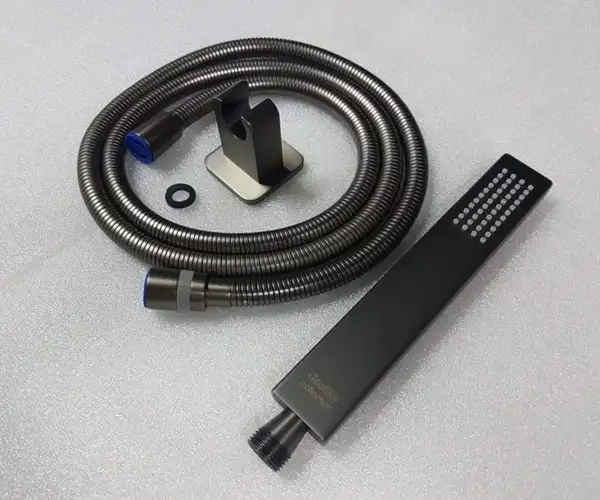Душевой гарнитур Imprese Grafiky (цвет - black nickel), 1 вид струи (ZMK041807100) фото 2 Aquada.com.ua Душевой гарнитур Imprese Grafiky (цвет - black nickel), 1 вид струи (ZMK041807100) фото 2 Aquada.com.ua