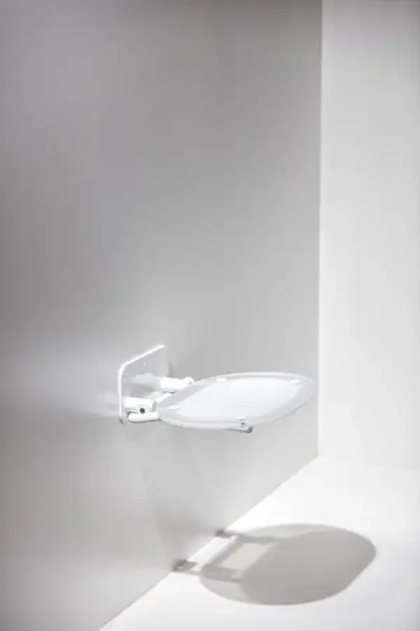 Сиденье для душа Ravak Ovo CHROME CLEAR/WHITE (B8F0000028) Сиденье для душа Ravak Ovo CHROME CLEAR/WHITE (B8F0000028)