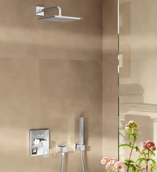 GROHE Душевая система EUROCUBE (23409000) фото 3 Aquada.com.ua GROHE Душевая система EUROCUBE (23409000) фото 3 Aquada.com.ua