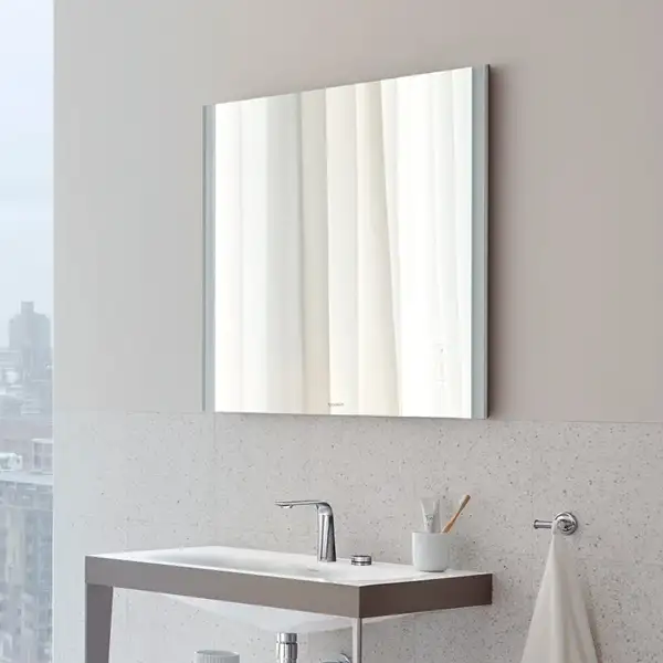 Зеркало с LED подсветкой Duravit XViu 82 х 4 х h80 см, версия "icon" (XV70420B1B1) фото 3 Aquada.com.ua Зеркало с LED подсветкой Duravit XViu 82 х 4 х h80 см, версия "icon" (XV70420B1B1) фото 3 Aquada.com.ua