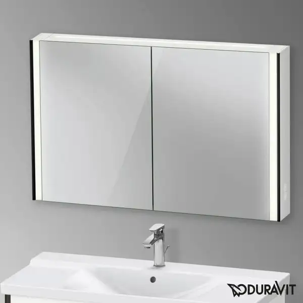 Зеркальный шкафчик с LED подсветкой Duravit XViu 122 х 15,6 х h80 см, версия «icon» (XV71440B2B2) фото 2 Aquada.com.ua Зеркальный шкафчик с LED подсветкой Duravit XViu 122 х 15,6 х h80 см, версия «icon» (XV71440B2B2) фото 2 Aquada.com.ua