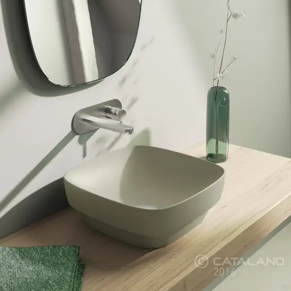 Раковина накладная на столешницу Catalano Green Lux / Colori 40 х 40 см, серый матовый (140AGRLXGS) фото 2 Aquada.com.ua Раковина накладная на столешницу Catalano Green Lux / Colori 40 х 40 см, серый матовый (140AGRLXGS) фото 2 Aquada.com.ua