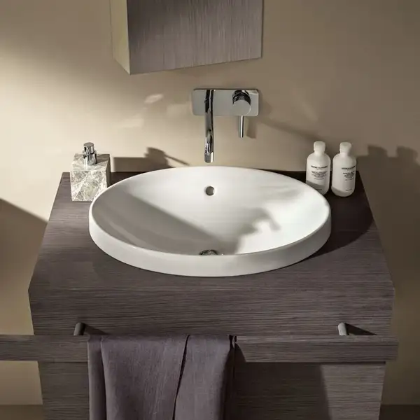 Geberit VARIFORM умывальник встраиваемый, овальной формы, 50*40см, с переливом, глазурованный снизу (500.709.01.2) Geberit VARIFORM умывальник встраиваемый, овальной формы, 50*40см, с переливом, глазурованный снизу (500.709.01.2)