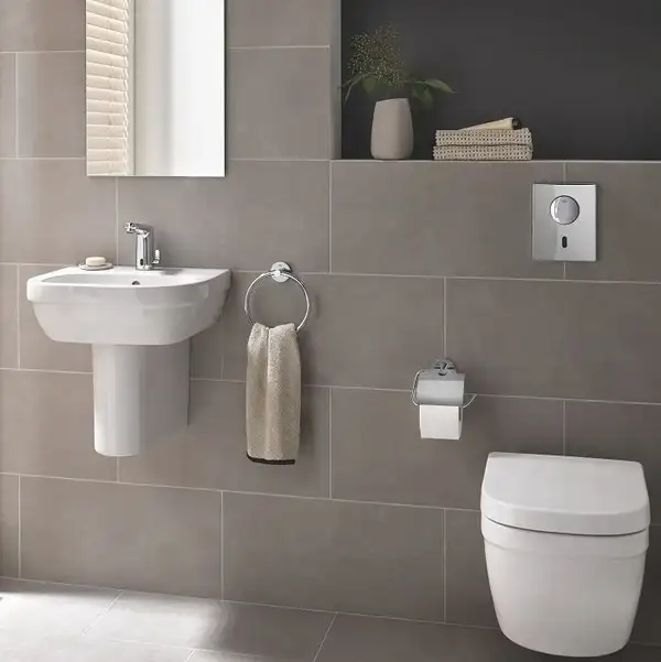 Умивальник підвісний Grohe Euro Ceramic 45, білий (39324000) Умивальник підвісний Grohe Euro Ceramic 45, білий (39324000)