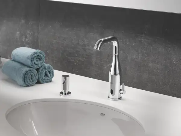 GROHE Раковина BAU CERAMIC (39423000) фото 4 Aquada.com.ua