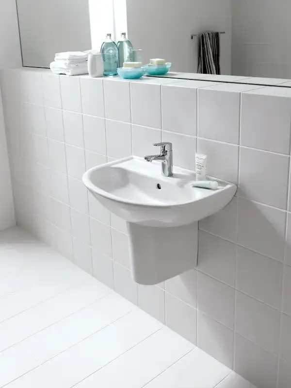 Раковина подвесная 60 х 42 см Laufen Pro (H8149520001041) фото 2 Aquada.com.ua Раковина подвесная 60 х 42 см Laufen Pro (H8149520001041) фото 2 Aquada.com.ua