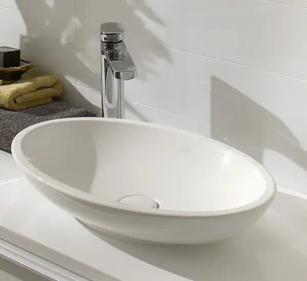 Раковина накладная на столешницу Villeroy & Boch Loop & Friends 630 х 430 мм (51511001) фото 3 Aquada.com.ua Раковина накладная на столешницу Villeroy & Boch Loop & Friends 630 х 430 мм (51511001) фото 3 Aquada.com.ua