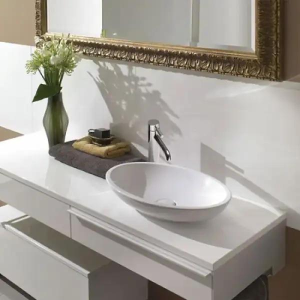 Раковина накладная на столешницу Villeroy & Boch Loop & Friends 630 x 430 мм (51511101) фото 2 Aquada.com.ua Раковина накладная на столешницу Villeroy & Boch Loop & Friends 630 x 430 мм (51511101) фото 2 Aquada.com.ua