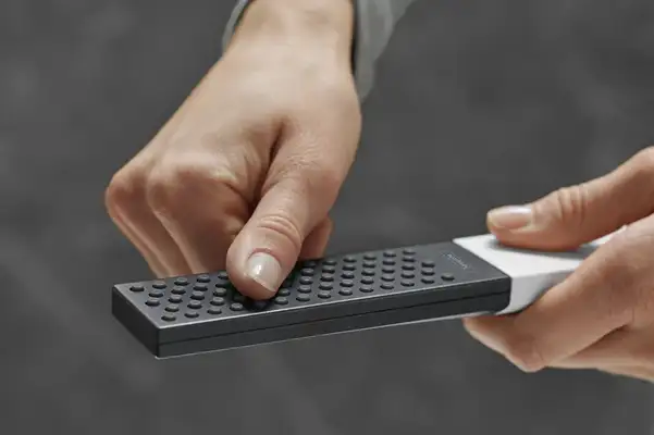 Лейка для душа "палочка" Hansgrohe Rainfinity (цвет - белый матовый/чёрный), 1 вид струи (26866700) фото 3 Aquada.com.ua Лейка для душа "палочка" Hansgrohe Rainfinity (цвет - белый матовый/чёрный), 1 вид струи (26866700) фото 3 Aquada.com.ua