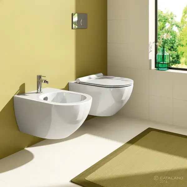 Унитаз подвесной Catalano Sfera с сиденьем для унитаза Soft Close Plus (1VSS5000+5SCSTP000) фото 3 Aquada.com.ua Унитаз подвесной Catalano Sfera с сиденьем для унитаза Soft Close Plus (1VSS5000+5SCSTP000) фото 3 Aquada.com.ua