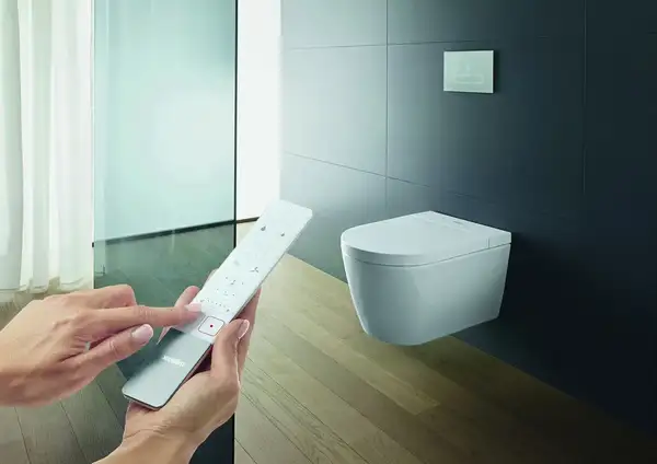 Унитаз-биде Rimless (безободковый) Duravit Me by Starck с сиденьем SensoWash® Starck Plus (2510092000+612000012000320) фото 4 Aquada.com.ua Унитаз-биде Rimless (безободковый) Duravit Me by Starck с сиденьем SensoWash® Starck Plus (2510092000+612000012000320) фото 4 Aquada.com.ua