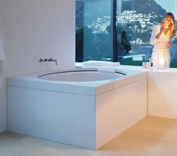 DURAVIT Акриловая вкладка для мини-бассейна Blue Moon 140 x 140 см (790852000000000) фото 4 Aquada.com.ua DURAVIT Акриловая вкладка для мини-бассейна Blue Moon 140 x 140 см (790852000000000) фото 4 Aquada.com.ua