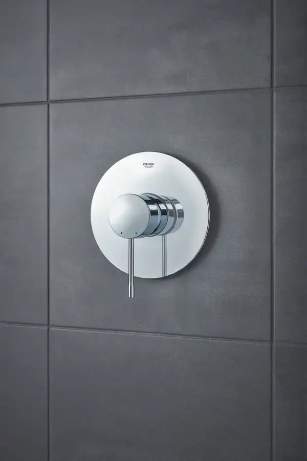 Змішувач прихованого монтажу для 1 споживача Grohe Essence New (24057001) Змішувач прихованого монтажу для 1 споживача Grohe Essence New (24057001)