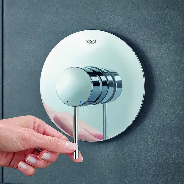 Смеситель для душа Grohe Essence (цвет - хром) (24057001) фото 4 Aquada.com.ua Смеситель для душа Grohe Essence (цвет - хром) (24057001) фото 4 Aquada.com.ua