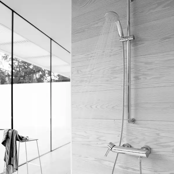 Змішувач для душу Grohe Essence New (33636001) Змішувач для душу Grohe Essence New (33636001)