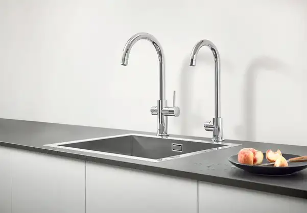 Змішувач і бойлерна система M-розміру Grohe Red II (30083001)