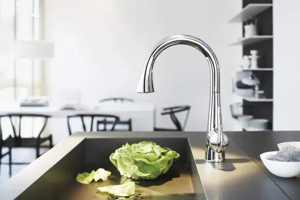 GROHE Сенсорний одноважільний змішувач для мийки Zedra Touch (30219001) фото 8 Aquada.com.ua GROHE Сенсорний одноважільний змішувач для мийки Zedra Touch (30219001) фото 8 Aquada.com.ua