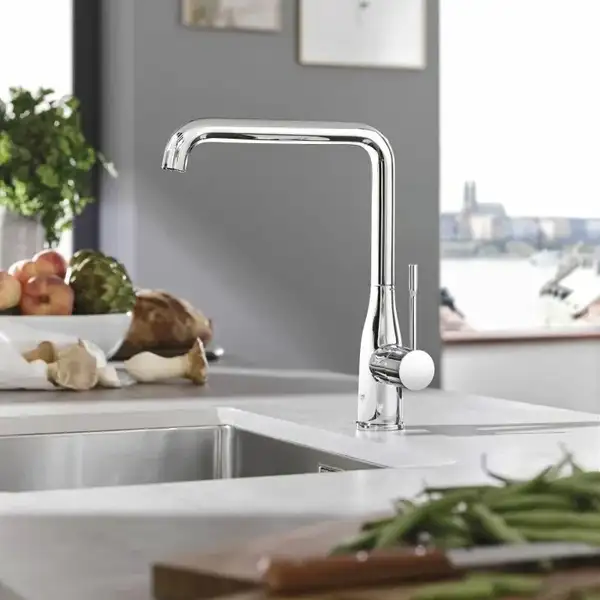 Grohe Essence New Смеситель для кухни, хром (30269000) Grohe Essence New Смеситель для кухни, хром (30269000)