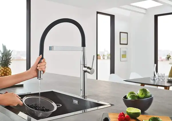 GROHE Одноважільний змішувач для мийки Essence (30294000) фото 3 Aquada.com.ua GROHE Одноважільний змішувач для мийки Essence (30294000) фото 3 Aquada.com.ua