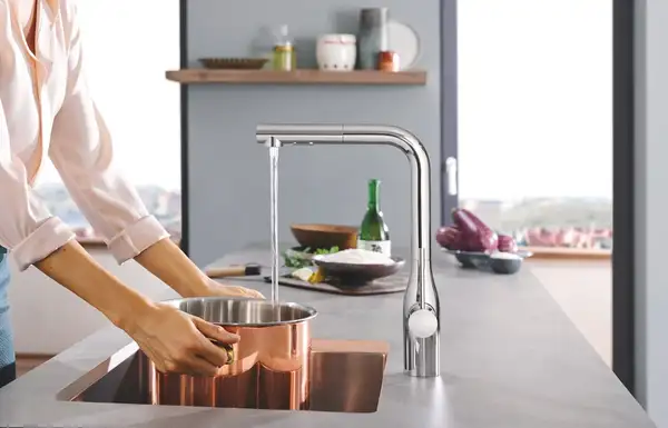 GROHE Сенсорний одноважільний змішувач для мийки Essence Foot Control  (30311000) фото 4 Aquada.com.ua