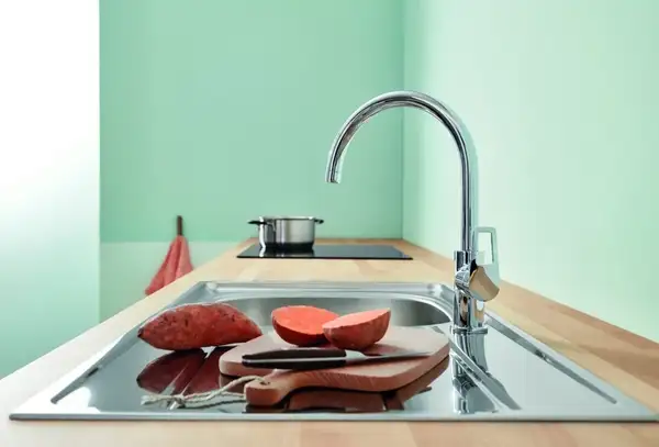 Grohe BauLoop New Смеситель для кухни, хром (31232001) Grohe BauLoop New Смеситель для кухни, хром (31232001)