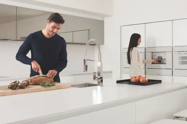 Grohe Eurocube Смеситель для кухни, хром (31395000) Grohe Eurocube Смеситель для кухни, хром (31395000)