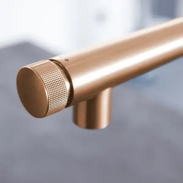 Смеситель для кухни с выдвижным изливом Grohe Minta SmartControl 31613DA0 (31613DA0) фото 3 Aquada.com.ua
