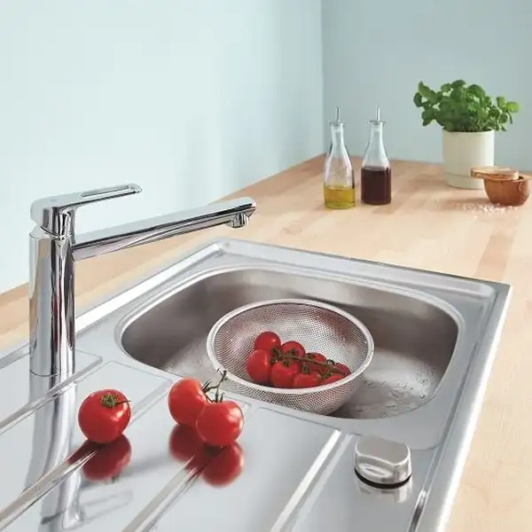 Змішувач для кухні Grohe BauLoop New (31706000) Змішувач для кухні Grohe BauLoop New (31706000)