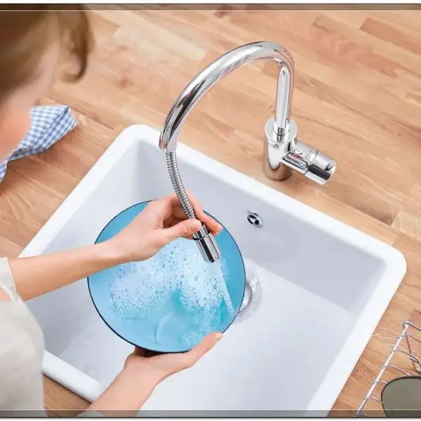 Змішувач для кухні з висувним виливом Grohe Concetto new (32663DC3)