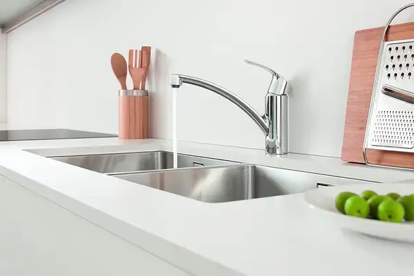 Смеситель для кухни с поворотным изливом Grohe Eurosmart (цвет - хром) (33281002) фото 5 Aquada.com.ua
