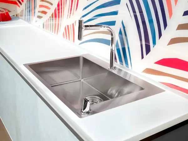 Смеситель для кухни Hansgrohe Metris Select 200 2jet (цвет - хром), с вытяжным душем (73819000) фото 2 Aquada.com.ua Смеситель для кухни Hansgrohe Metris Select 200 2jet (цвет - хром), с вытяжным душем (73819000) фото 2 Aquada.com.ua