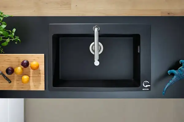 Смеситель для кухни Hansgrohe Metris Select 200 2jet (цвет - хром), с вытяжным душем (73819000) фото 3 Aquada.com.ua Смеситель для кухни Hansgrohe Metris Select 200 2jet (цвет - хром), с вытяжным душем (73819000) фото 3 Aquada.com.ua