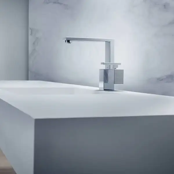 Змішувач для умивальника Axor Edge 190 Push-Open, з алмазною огранюванням, червоне золото (46021300) Змішувач для умивальника Axor Edge 190 Push-Open, з алмазною огранюванням, червоне золото (46021300)
