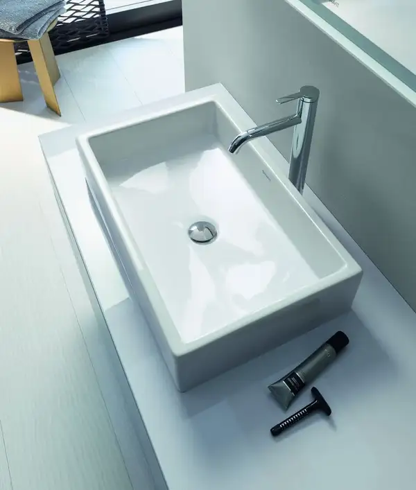 Смеситель для раковины высокий Duravit C.1 (цвет - хром), без донного клапана, излив 136 мм (C11030002010) фото 3 Aquada.com.ua Смеситель для раковины высокий Duravit C.1 (цвет - хром), без донного клапана, излив 136 мм (C11030002010) фото 3 Aquada.com.ua