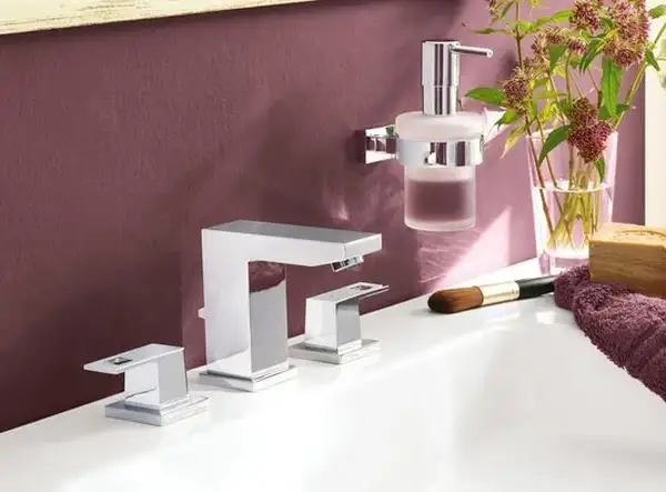 Смеситель для раковины Grohe Eurocube (цвет - хром) (20351000) Смеситель для раковины Grohe Eurocube (цвет - хром) (20351000)