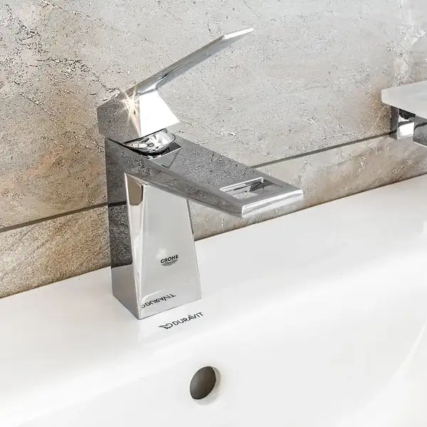 Grohe Allure Brilliant M-Size Смеситель для раковины, хром (23029000) Grohe Allure Brilliant M-Size Смеситель для раковины, хром (23029000)