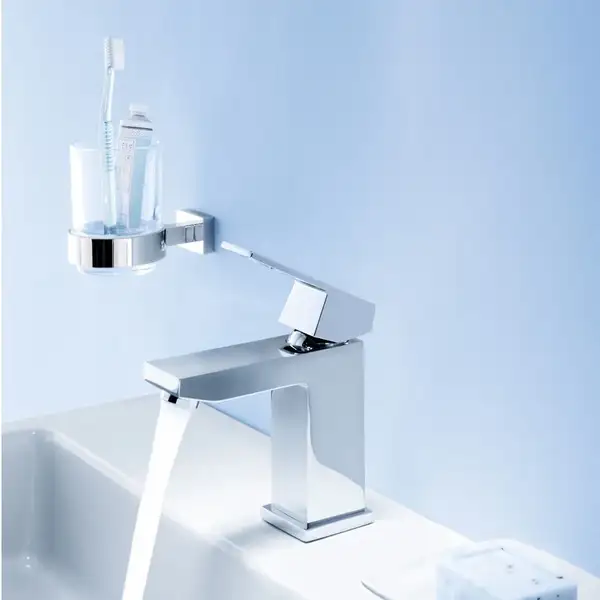 Grohe Eurocube Смеситель для раковины S-размера, хром (2312700E) Grohe Eurocube Смеситель для раковины S-размера, хром (2312700E)