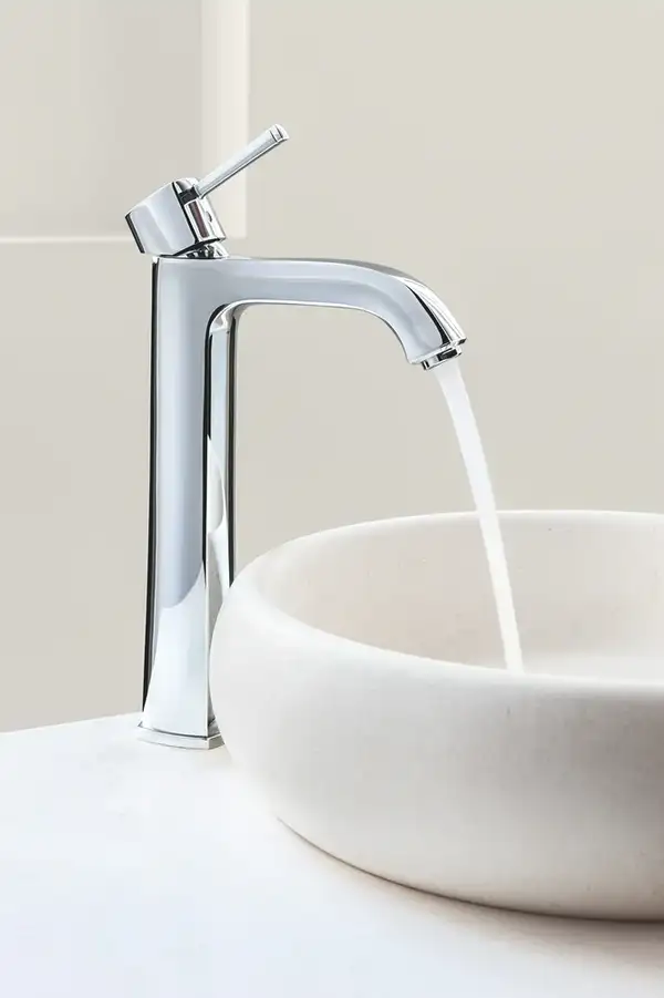 Змішувач на стільницю для раковини XL-розміру Grohe Grandera (23313000) Змішувач на стільницю для раковини XL-розміру Grohe Grandera (23313000)