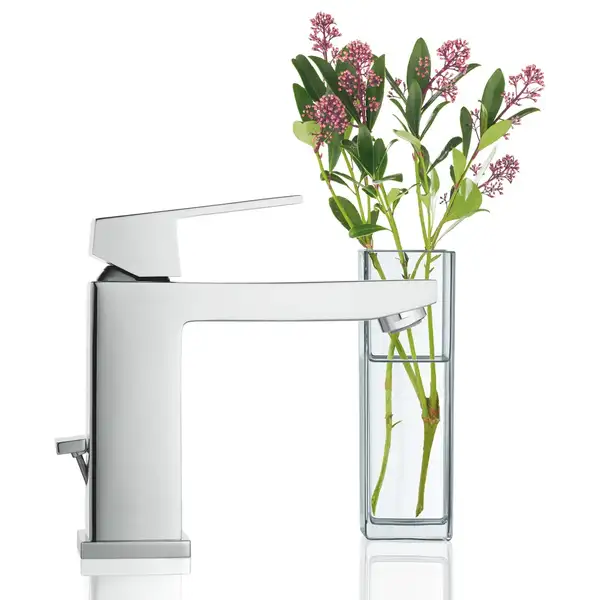 Grohe Eurocube Смеситель для раковины, хром (23445000) Grohe Eurocube Смеситель для раковины, хром (23445000)