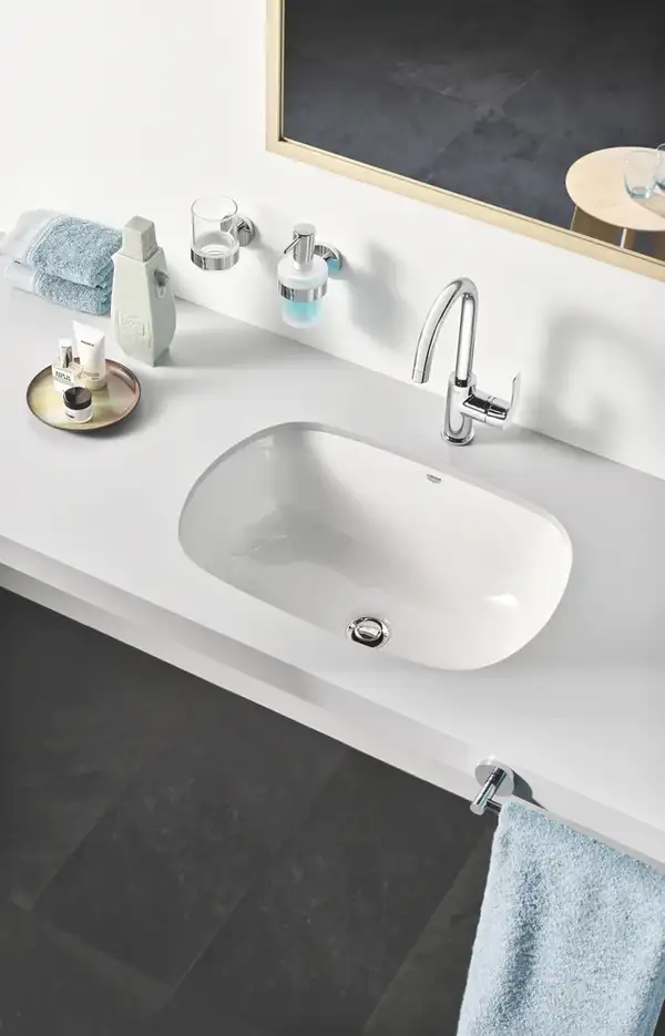 Змішувач для раковини L-розміру Grohe Eurosmart (23537002) Змішувач для раковини L-розміру Grohe Eurosmart (23537002)