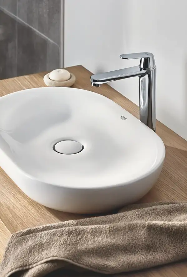 Grohe Eurosmart Cosmopolitan Смеситель для раковины, хром (23921000)