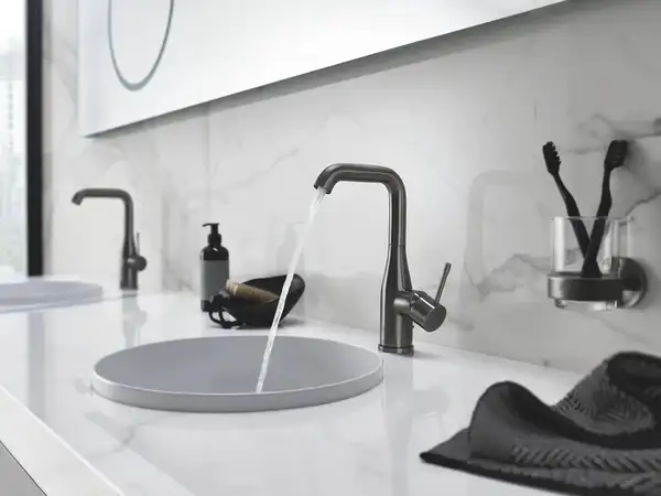 Змішувач для раковини L-розміру Grohe Essence New (32628AL1) Змішувач для раковини L-розміру Grohe Essence New (32628AL1)