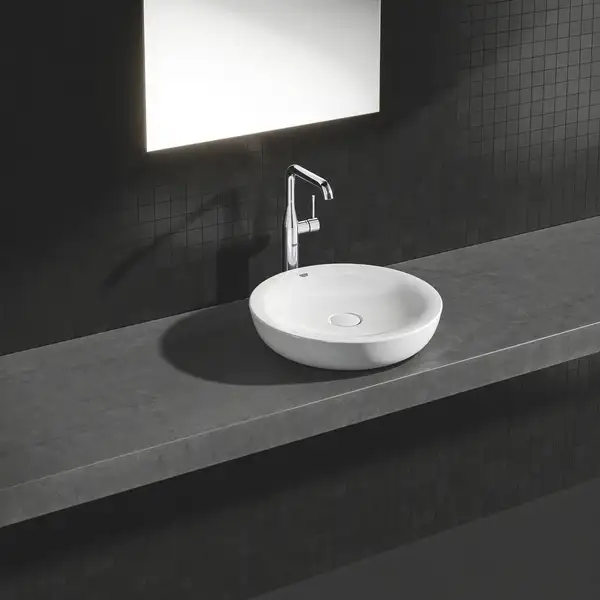 Змішувач на стільницю для раковини XL-розміру Grohe Essence New (32901001) Змішувач на стільницю для раковини XL-розміру Grohe Essence New (32901001)
