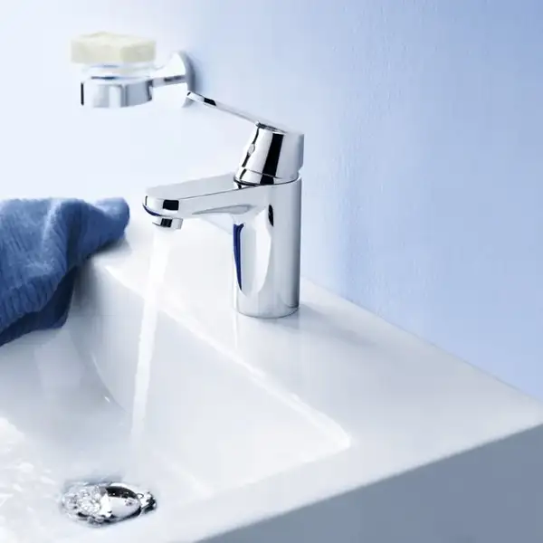 Смеситель для раковины Grohe Eurodisc Cosmopolitan (цвет - хром) (33183002) фото 2 Aquada.com.ua Смеситель для раковины Grohe Eurodisc Cosmopolitan (цвет - хром) (33183002) фото 2 Aquada.com.ua