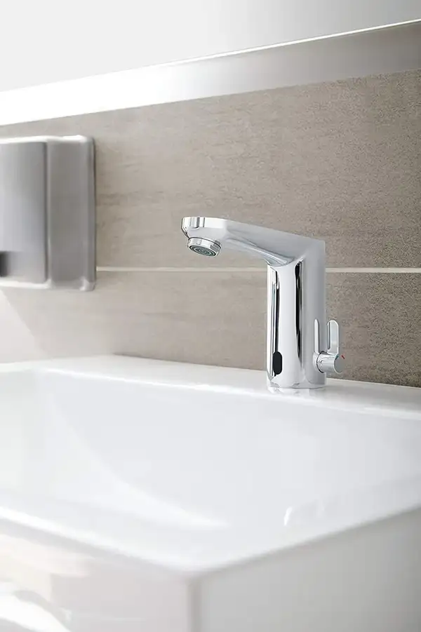 GROHE Смеситель для раковины, инфракрасный со смешиванием Eurosmart Cosmopolitan E (36327001) фото 4 Aquada.com.ua GROHE Смеситель для раковины, инфракрасный со смешиванием Eurosmart Cosmopolitan E (36327001) фото 4 Aquada.com.ua
