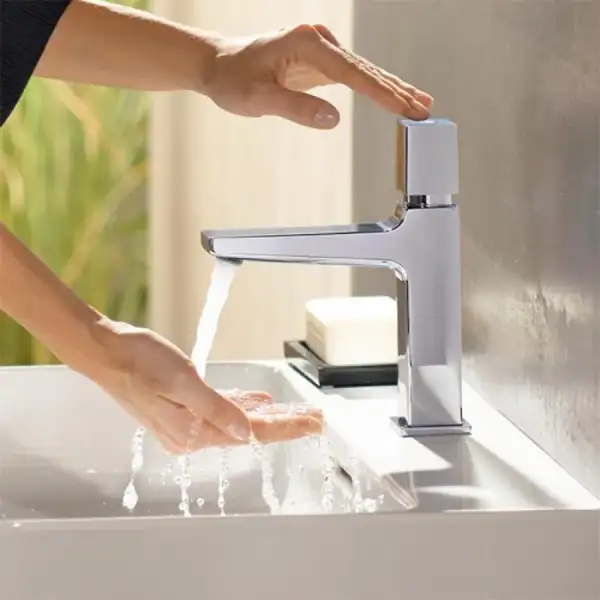 Змішувач для умивальника Hansgrohe Metropol 100 Select з донним клапаном Push-Open, хром (32570000) Змішувач для умивальника Hansgrohe Metropol 100 Select з донним клапаном Push-Open, хром (32570000)