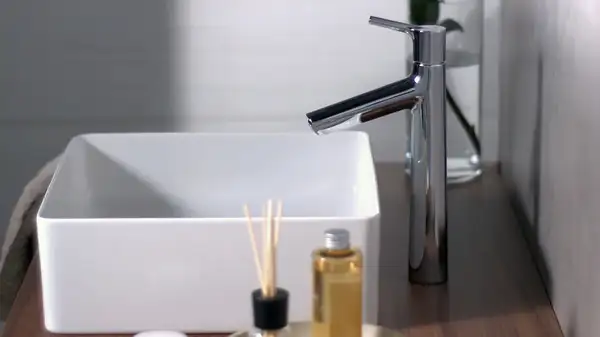 Смеситель для раковины, однорычажный Hansgrohe Talis S (цвет - хром), с донным клапаном (72031000) фото 2 Aquada.com.ua
