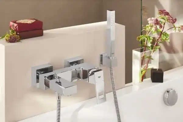 GROHE Смеситель для ванны, однорычажный Eurocube (23140000) фото 4 Aquada.com.ua GROHE Смеситель для ванны, однорычажный Eurocube (23140000) фото 4 Aquada.com.ua